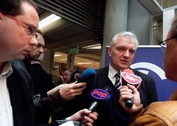 Poznań: Przerwane spotkanie z Gowinem. Alarm bombowy i ewakuacja