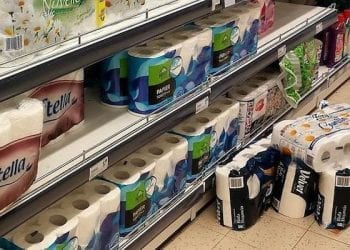 Dyskonty zdecydowanym liderem w promocji papieru toaletowego. Hipermarkety odpuszczają