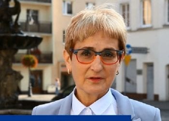 Kandydatka PO uderzyła mężczyznę na debacie wyborczej. „Wy*******j stąd” [WIDEO]