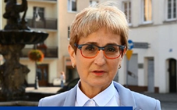 Kandydatka PO uderzyła mężczyznę na debacie wyborczej. „Wy*******j stąd” [WIDEO]