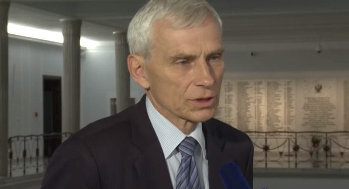 Marcin Święcicki z PO przyjął uchodźców do domu. „Sprowadzili się do nas z walizkami”