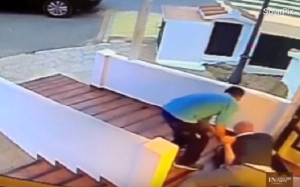 Obronił kobietę przed brutalnym mężem. Nagranie trafiło do sieci [WIDEO]