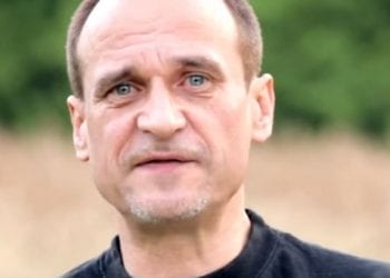 Wulgarne wpisy Pawła Kukiza na Twitterze. Zaatakował swojego posła. „Obok masturbujący się Korwin…”