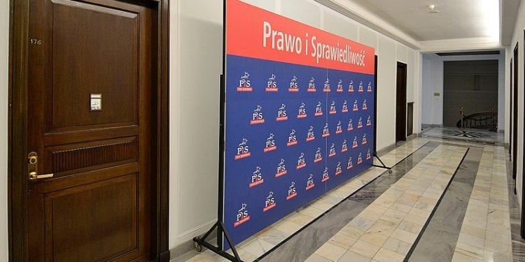 Polityk PiS dostaje pogróżki. „Wycofaj się z wyborów, bo inaczej spłonie twój majątek z rodziną”
