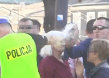 Lublin: Zaatakował gazem policjanta kierującego ruchem. Szukają tego mężczyzny [FOTO]