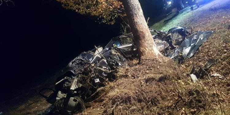 Mazowsze: Tragiczny wypadek z udziałem BMW. Nie żyje trzech młodych mężczyzn