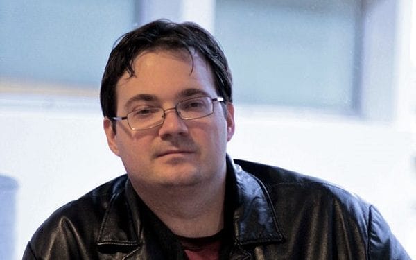 Znany pisarz fantasy komentuje roszczenia Sapkowskiego. „Rozważałbym oddanie praw do moich powieści bezpłatnie”
