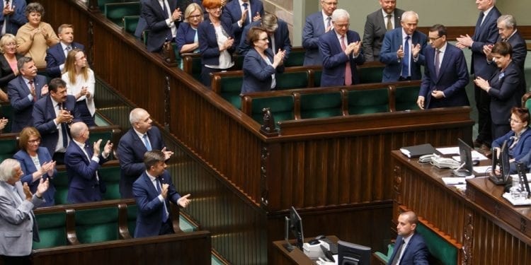 Gowin skrytykował poprawkę PiS w jego ustawie. „Niedopuszczalna i niemądra”