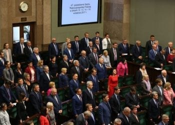 Analityk publikuje pierwszy sondaż po wyborach samorządowych. W Sejmie pięć ugrupowań