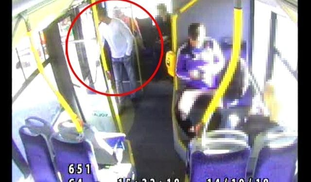 Próbował molestować 9-latkę, szuka go policja. Kto rozpoznaje mężczyznę ze zdjęcia? [FOTO]