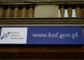 Szef Komisji Nadzoru Finansowego podał się do dymisji