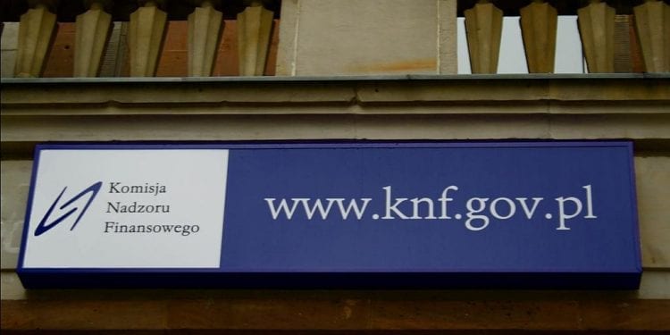Szef Komisji Nadzoru Finansowego podał się do dymisji