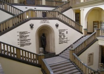 1024px-Krakow_AGH_A-0_hol_3