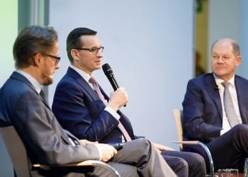 Polska jednocześnie proeuropejska i proamerykańska? Wymowne słowa premiera Morawieckiego