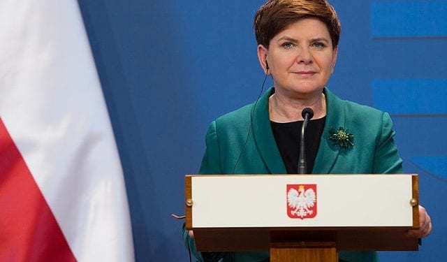 Gazeta podaje, gdzie wcześniej pracował kierowca, który spowodował wypadek z udziałem Beaty Szydło. „Państwo z dykty”