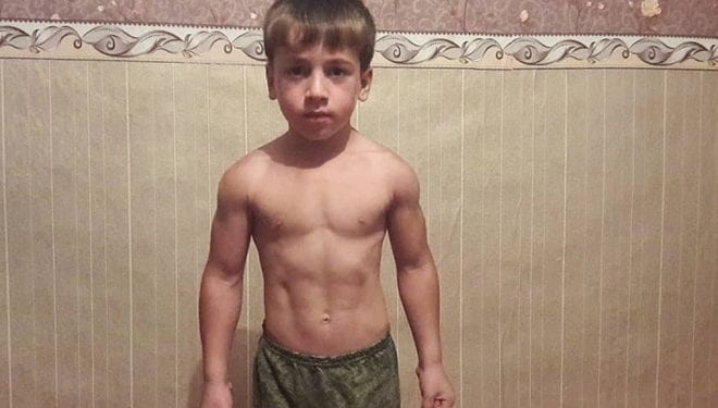 Czeczenia. Przedszkolak pobił rekord świata! [WIDEO]