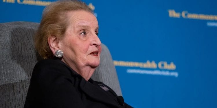 Legendarna sekretarz stanu USA nie zostawiła suchej nitki na Kaczyńskim i PiS. „Lepsze porozumienie ma z kotami”