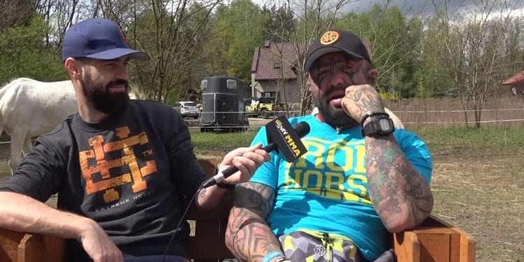 Marcin Różalski twierdzi, że gwiazdor disco-polo „zniszczył” konia [WIDEO]