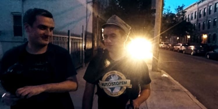 Polak mieszkający w USA skomentował polski zakaz handlu w niedzielę. Ta wypowiedź nie spodoba się rządzącym [WIDEO]