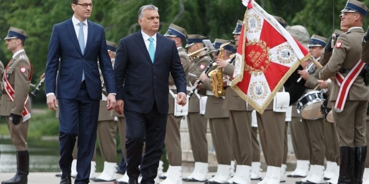 Orban napisał do Morawieckiego. „Niepodległość Węgier i Polski jest narażona na groźne ataki”