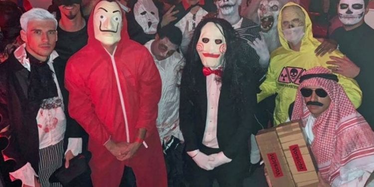 Kolega Roberta Lewandowskiego z Bayernu Monachium wywołał skandal. Przebrał się za… terrorystę