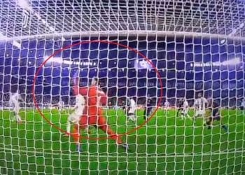 Wojciech Szczęsny bohaterem Juve. Kapitalna obrona Polaka [WIDEO]