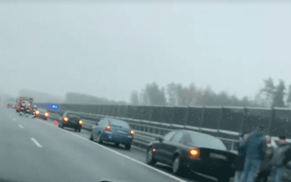 Gigantyczny karambol pod Olsztynem. Zderzyło się 18 pojazdów [WIDEO]