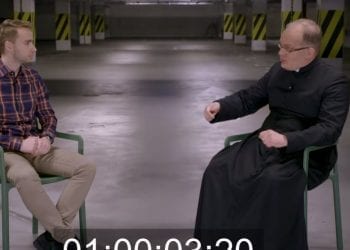 Ile zarabia ksiądz? Ujawnił to jeden z duchownych [WIDEO]