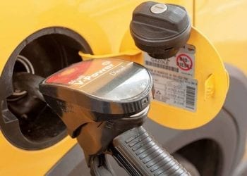 Analiza cen paliw: Tankujemy drożej niż rok temu. Największy skok odnotował autogaz