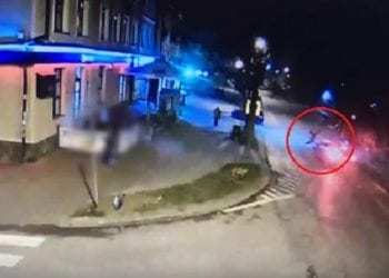 Pieszy nie zdążył uciec przed rozpędzonym autem