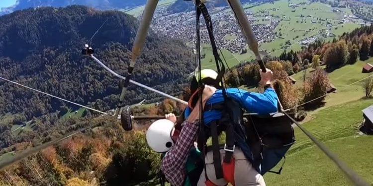 Pilot lotni zapomniał przypiąć swojego pasażera [WIDEO]