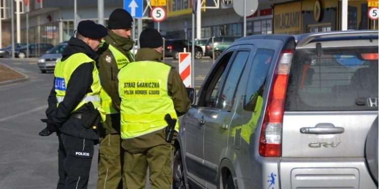 Wraca tymczasowa kontrola na granicach