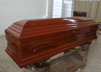 Obudził się na własnym pogrzebie! Myśleli, że nie żyje