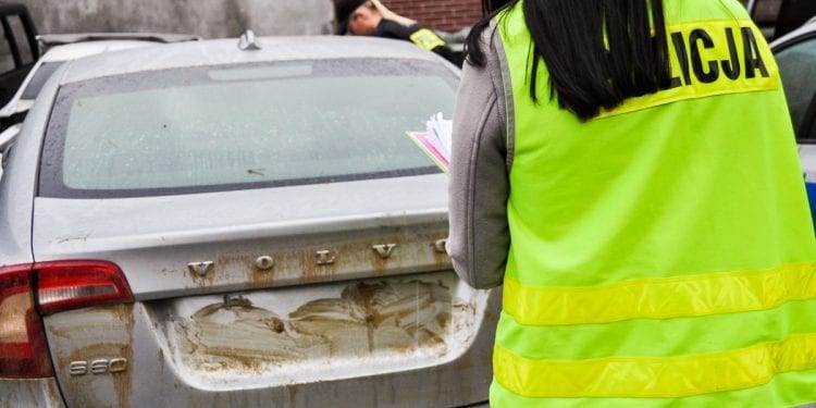 W czasie pasterki ukradł samochód księdza