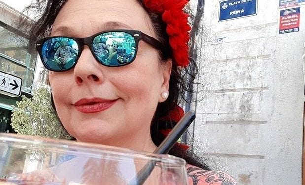 Polska piosenkarka odnaleziona w Londynie. Pracuje jako kelnerka