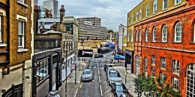 Dziennikarz odnalazł biuro nowego właściciela Wisły. Zastał tam nietypowy widok