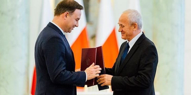 Prąd podrożeje? Tchórzewski jednoznacznie