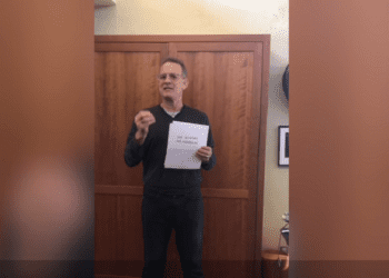 Tom Hanks chce pomóc polskim dzieciom [WIDEO]