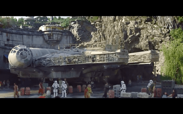 Disney uruchomi park rozrywki rodem z „Gwiezdnych Wojen”. Niesamowite atrakcje! [WIDEO]