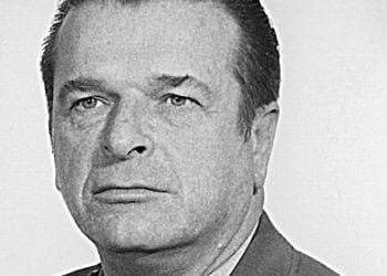 List Kiszczaka do Wałęsy to tylko wierzchołek. W USA odnaleziono całe archiwum generała