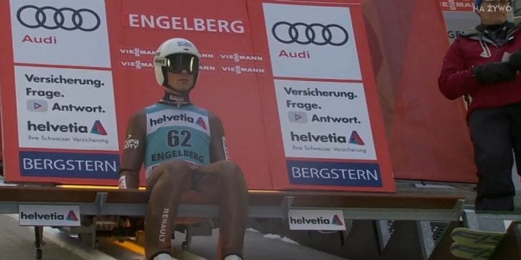 PŚ w Engelbergu: Rekord skoczni i dwóch Polaków na podium
