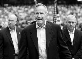 George H. W. Bush nie żyje. Był 41. prezydentem USA
