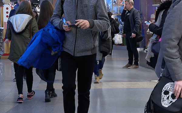 Średniej wielkości sieci mogą zwiększyć sprzedaż. Eksperci: Kluczem są nowe technologie