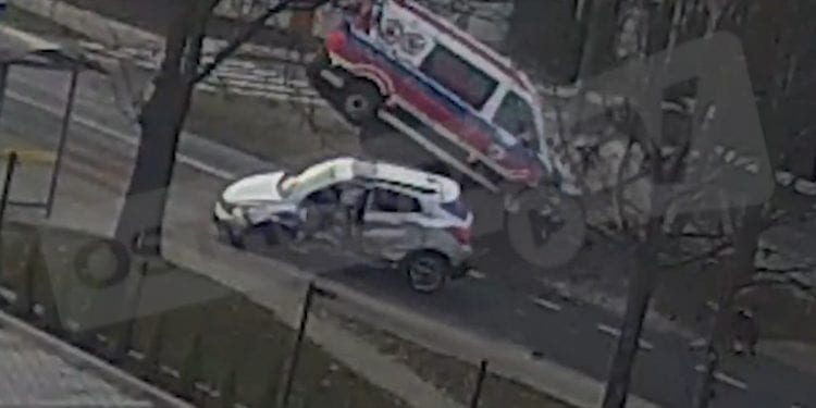 Nagranie wypadku karetki! Nie żyje jedna osoba [WIDEO]