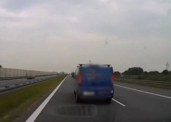 Kierowca busa blokował karetkę. Wiozła serce dla dziecka [WIDEO]