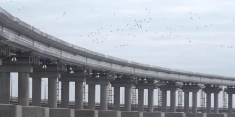 Rosjanie odgrodzili Krym od Ukrainy. Na granicy stanął mur [WIDEO]