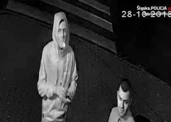 Śląsk: Policja publikuje nagranie z pobicia. Prosi o pomoc w ujęciu sprawców [WIDEO]