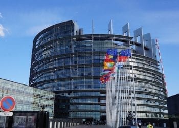 Przed wyborami do PE powstanie koalicja ugrupowań „eurosceptycznych”? „Rozmowy się odbyły”