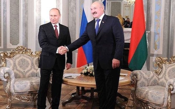 Słonina i cztery worki ziemniaków. Nietypowy prezent dla Władimira Putina