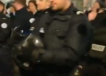 Zamieszki we Francji. Policja nie chce dłużej pałować demonstrantów